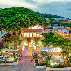 https://the-pink-elephant-hotel.topcostabravahotels.com