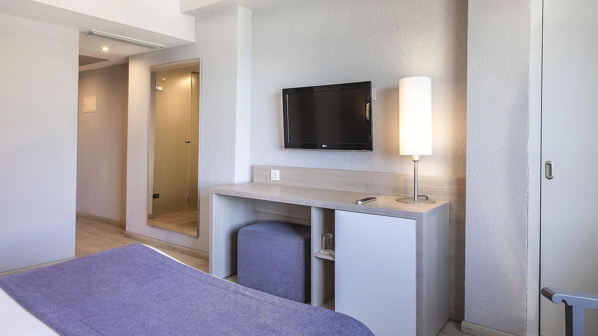 Hotel Be Live Adults Only Marivent Пальма-де-Майорка 4*,